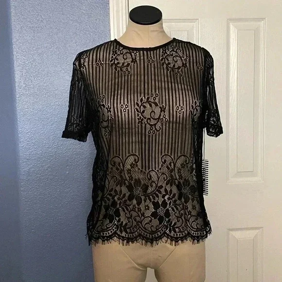 Black Lace Top - Picture 3 of 8